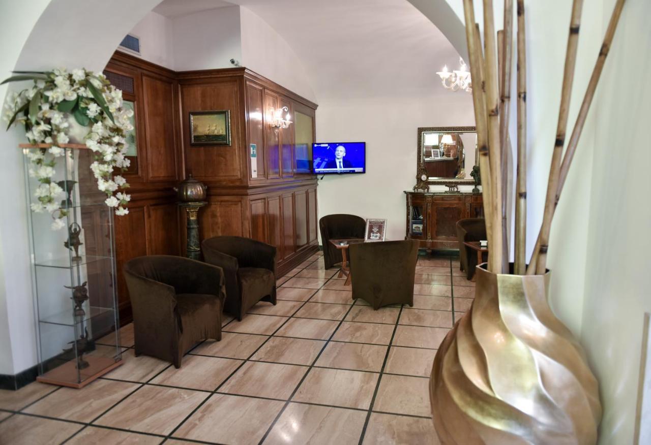 Hotel Regina Margherita — Foto 3
